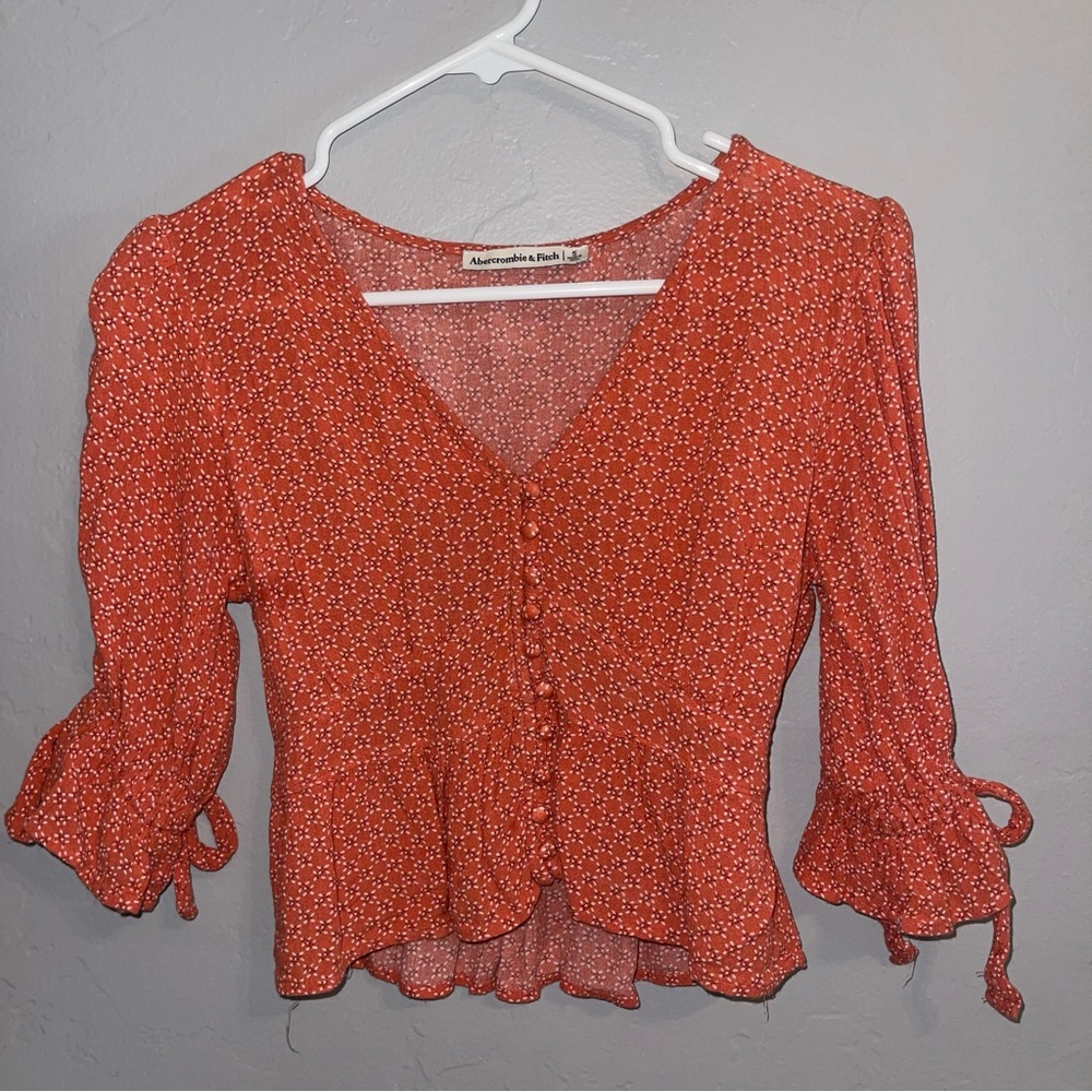 S, Abercrombie and Fitch, coral blouse